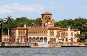 The-Ringling-Ca-d-Zan-Mansion-from-Sarasota-Bay.-Sarasota-FL1-760x490